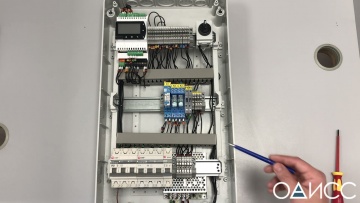 ПЛК: Шкаф управления на базе контроллера Carel - видео